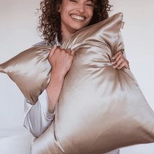 Charger l'image dans la galerie, Taie d’oreiller pure soie de mûrier