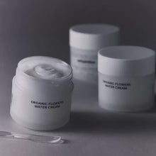 Charger l'image dans la galerie, Crème hydratante de la marque Whamisa, skincare coréenne, vendu chez Les Procrastineuses