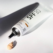 Charger l'image dans la galerie, Crème solaire anti-âge aux cellules souches végétales - SPF 30