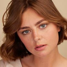 Charger l'image dans la galerie, Rouge à Lèvres 004 Rose Fierce