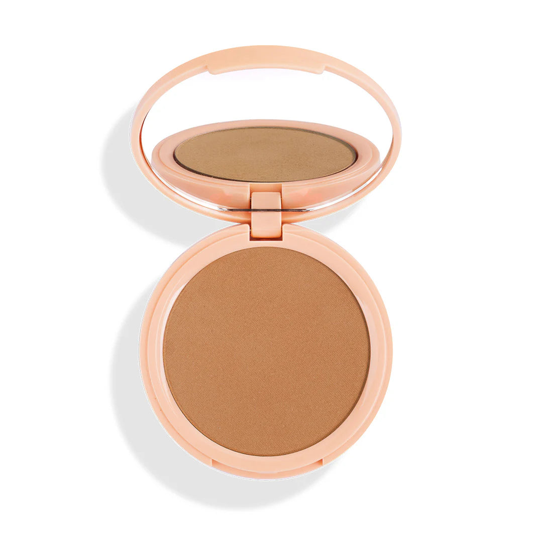 Poudre soin matifiante SPF15, couleur 04 terre de soleil, de la marque La Crique, vendu chez Les Procrastineuses à Tours